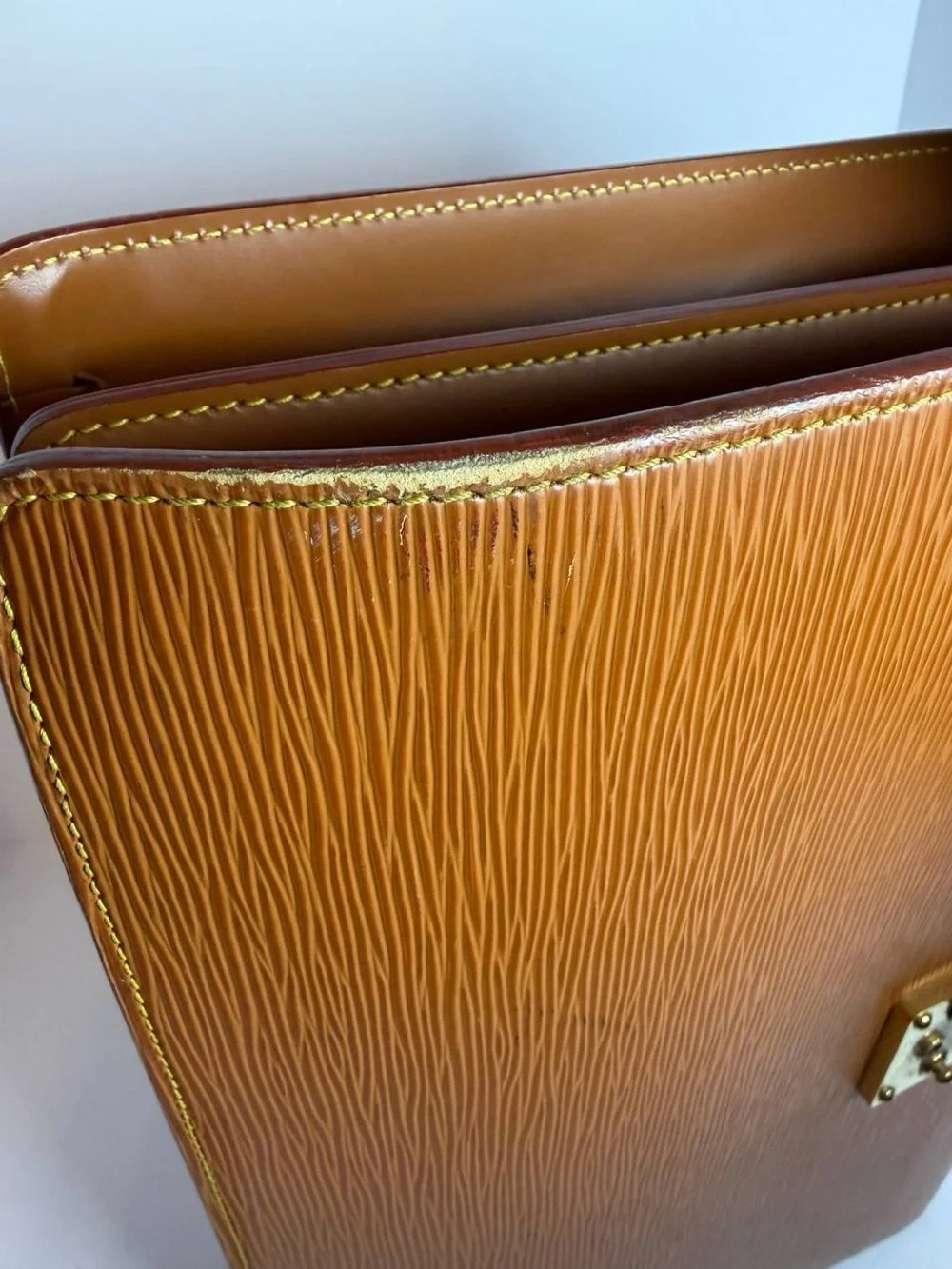 Louis Vuitton Epi Serviette Fermoir Cognac Brown Leather Business Briefcase